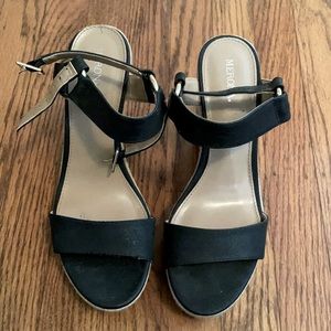 Merona Black wedges